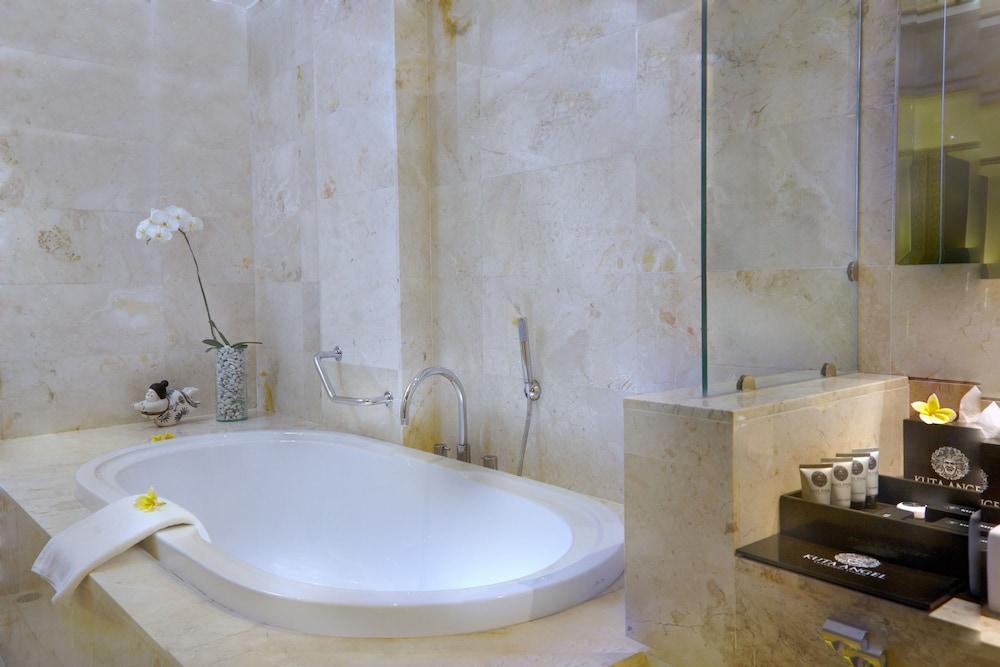 Kuta Angel Hotel - Luxurious Living Exterior foto